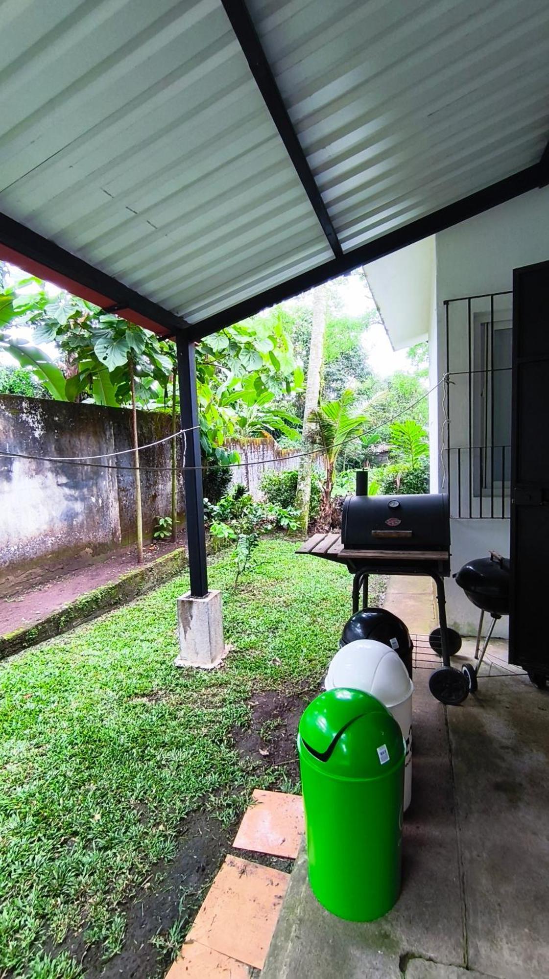 Melany's House's Apartment *